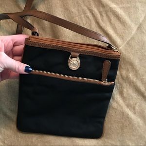 Micheal Kors cross body bag